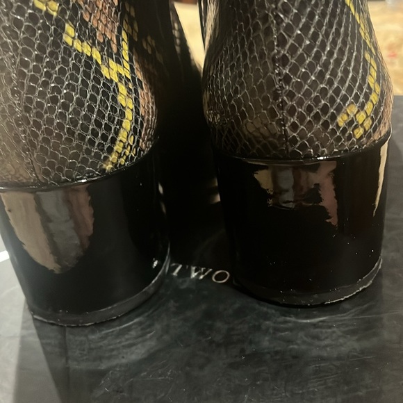 Brian Atwood ankle boots. W’s size 10 python leather authentic. - Picture 3 of 12